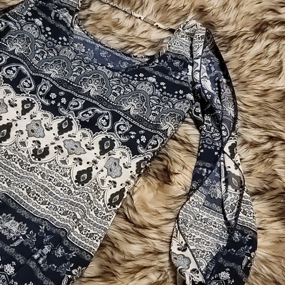 Blue Lace Dress - Picture 3 of 5